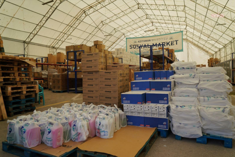 Adıyaman Belediyesi’nden 4 bin 750 aileye gıda ve hijyen desteği
