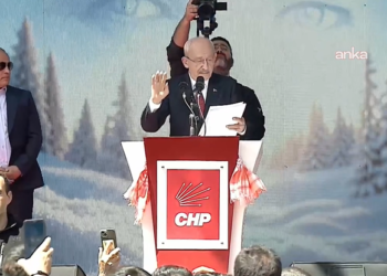 Kılıçdaroğlu, CHP Genel Merkezi’nde bayramlaşma programı düzenledi