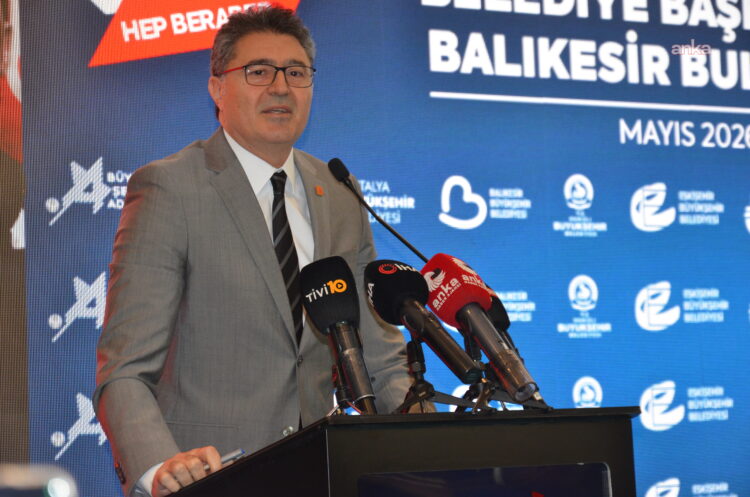 CHP’li Aytekin: “Bu millet hainleri, dönekleri unutmaz”