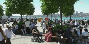 Krizin gölgesinde bayram hüzünlü geçiyor…