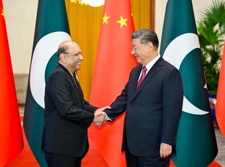 Xi ve Zerdari, Çin-Pakistan diplomatik ilişkilerinin 75. yıldönümünde birbirlerine kutlama mesajı gönderdi