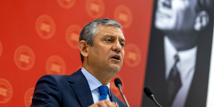 Özgür Özel: “En iyi savunma hücumdur. CHP hücuma çıkıyor”