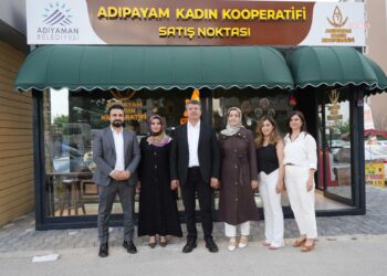 Adıyaman Belediye Başkanı Tutdere’den kadın emeğine destek