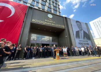 Ferdi Zeyrek vefatının birinci yılında Manisa’da anıldı