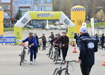 İSPARK Bisiklet Okulu ile 20 bin İstanbullu pedal çevirdi