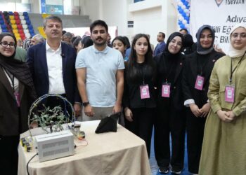 Adıyaman’da “TÜBİTAK 4006-C Bilim Fuarı Festivali” kapılarını açtı