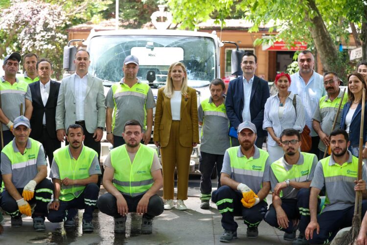 Bakırköy’de temizlik seferberliği tüm hızıyla sürüyor