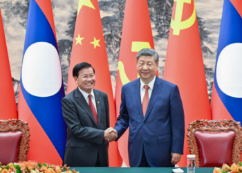Xi, Laos lideri Sisoulith ile görüştü