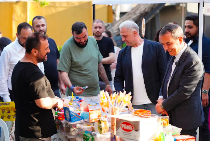 Beyoğlu Retrofest nostalji rüzgarıyla kapılarını açtı