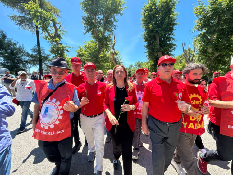 Çerkezoğlu: “Demokrasi işçi sınıfının kırmızı çizgisidir”