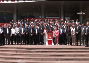 833 delege imzası CHP Genel Merkezi’ne teslim edildi…