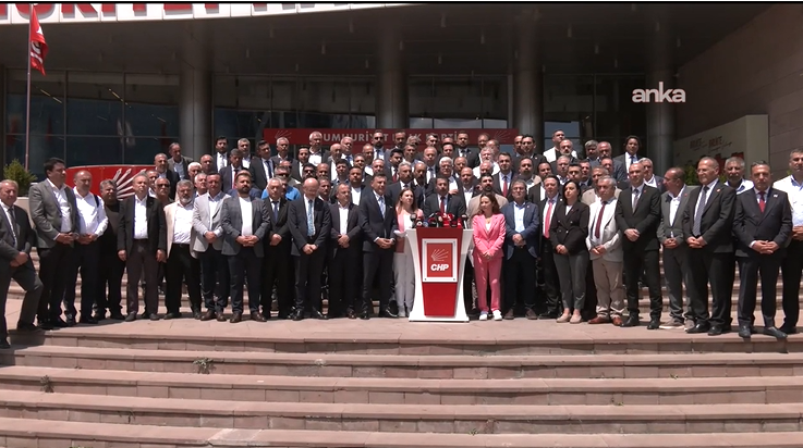 833 delege imzası CHP Genel Merkezi’ne teslim edildi…
