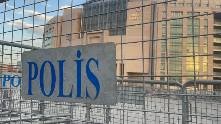 İstanbul’da IŞİD operasyonlarında 39 gözaltı