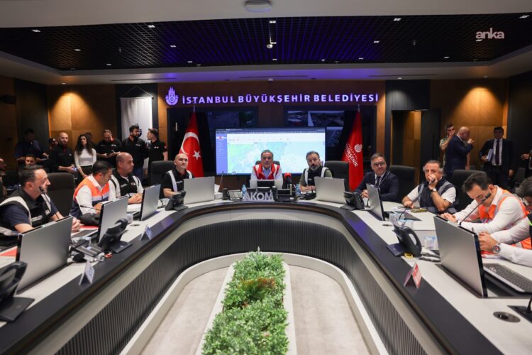Sağanak beklenen İstanbul’da İBB ekipleri teyakkuzda