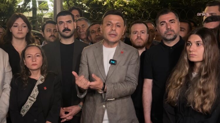 Özgür Çelik: Sandığı milletin önünden kaçırmaya çalışıyorlar