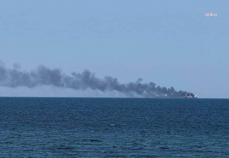 Rusya’dan Odesa açıklarında mısır yüklü gemiye füze saldırısı