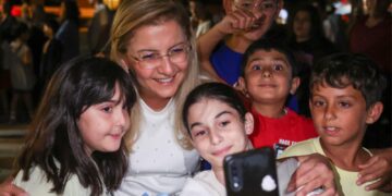 Yaz akşamlarında sinema keyfi Bakırköy’de devam ediyor