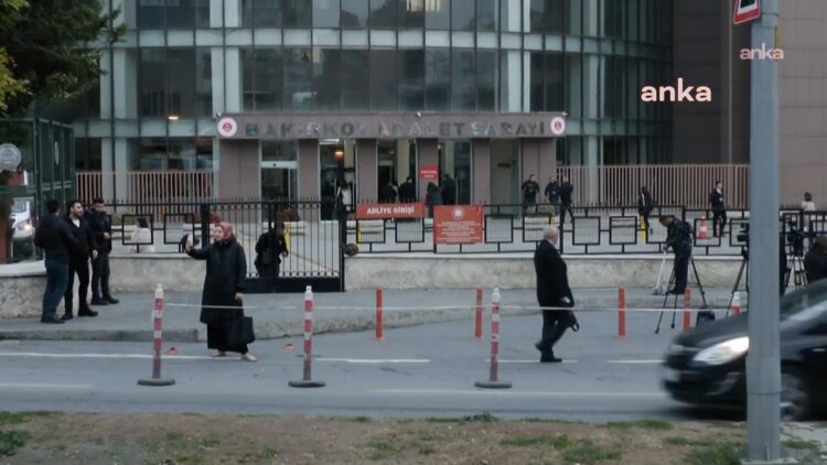 Ünlülere yönelik uyuşturucu operasyonunda 25 isme gözaltı