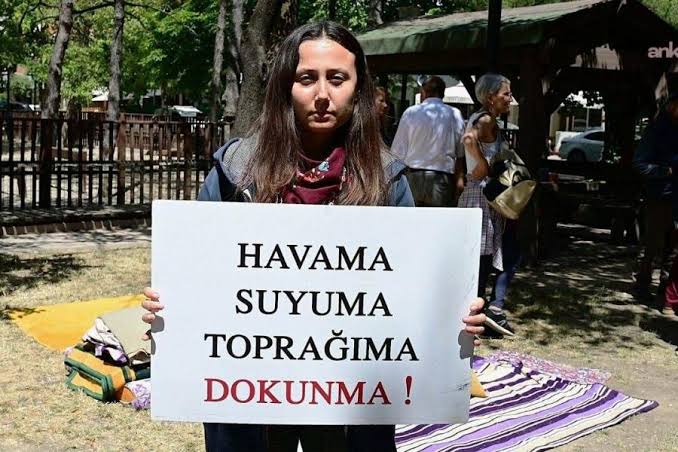 Akbelen savunucusu Esra Işık’a para ve hapis cezası