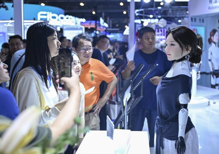 Çin, 400’ü aşkın insansı robot modeliyle küresel lider konumunda