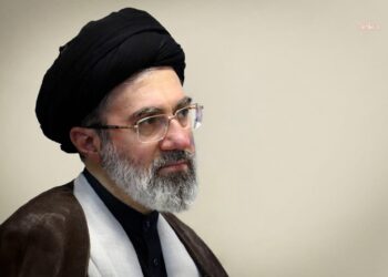 Hamaney: ABD Başkanı’nın imzası değersiz ve geçersiz