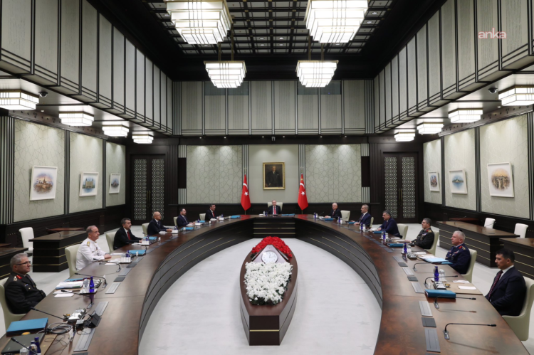 YAŞ kararları açıklandı: 25 general ve amiral terfi etti