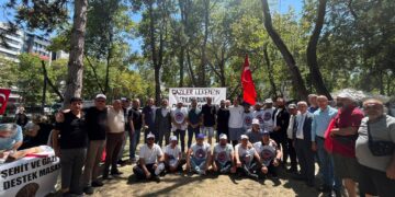 Doruk Madencilik işçilerinden açlık grevindeki gazilere destek ziyareti