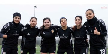 FIFA kararı sonrası Afgan kadın futbol takımı ilk kez sahaya çıktı