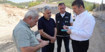 Adıyaman Belediye Başkanı Tutdere, asfalt çalışmalarını yerinde inceledi