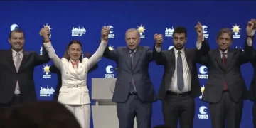 Tuzla, Çekmeköy ve Şile belediyeleri resmen AKP’ye geçti