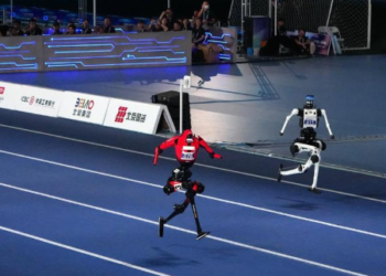 İnsansı robot Beijing’de Usain Bolt’un 100 metre rekorunu geride bıraktı