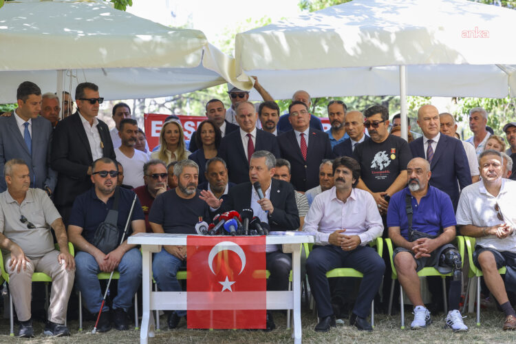 Özgür Özel’den, er şehit yakınları ve er gazilerin eylemine destek ziyareti