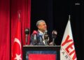 Özgür Özel’den Erdoğan’a çağrı: Bu bataklığı kurutmak için ya bizimle çalışacaksın ya o bataklıkta boğulacaksın