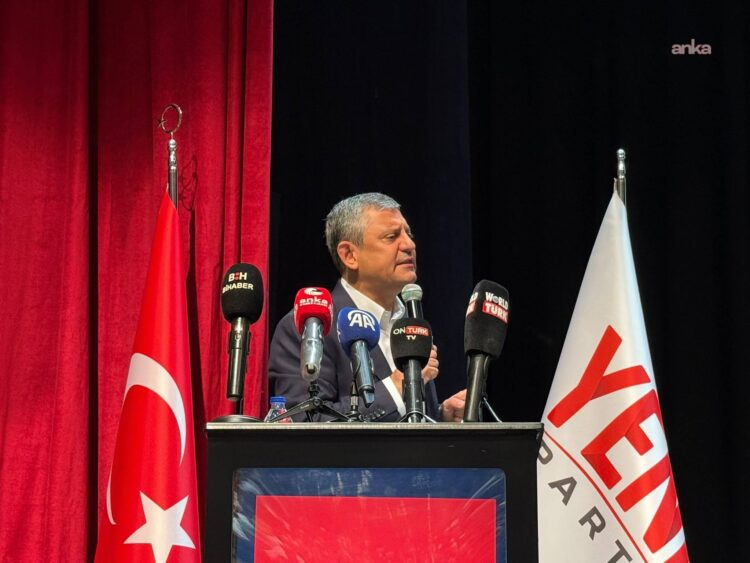Özgür Özel’den Erdoğan’a çağrı: Bu bataklığı kurutmak için ya bizimle çalışacaksın ya o bataklıkta boğulacaksın