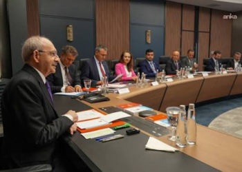 CHP MYK yarın toplanıyor: İstanbul İl Başkanının atanması bekleniyor