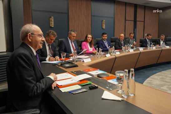 CHP MYK yarın toplanıyor: İstanbul İl Başkanının atanması bekleniyor