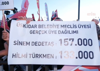 Üsküdar’da vatandaşlardan Sinem Dedetaş’a destek