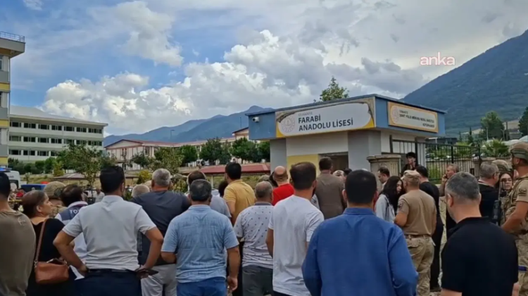Okul saldırısı: 2 müfettiş görevlendirildi, eğitime 2 gün ara verildi