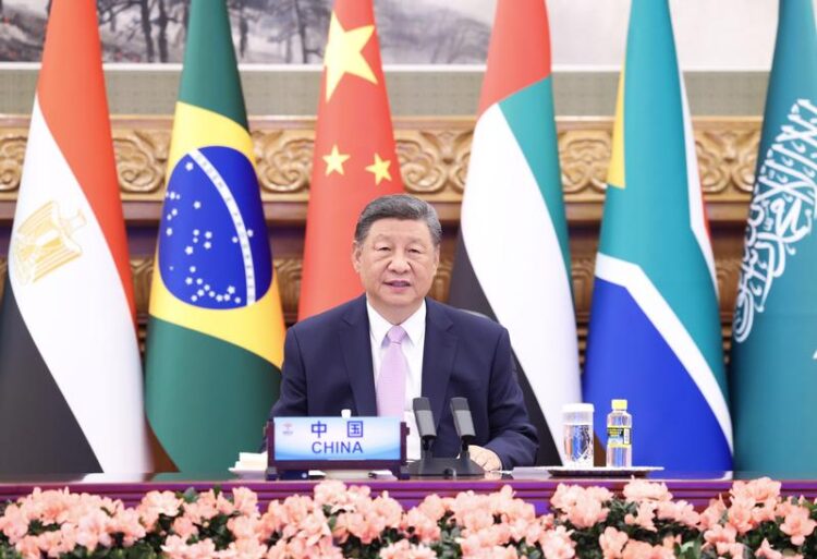 Çin Cumhurbaşkanı Xi, 18. BRICS Zirvesi için Yeni Delhi’de