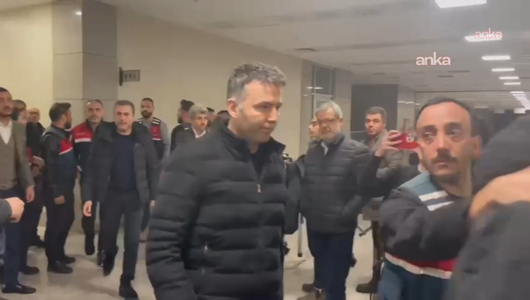 Mehmet Akif Ersoy’un davası izleyiciye ve basına kapatıldı