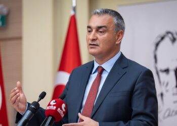 CHP’de 5 belediye başkanı hakkında ihraç kararı