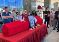 Oyuncu Serhat Kılıç, Karşıyaka Mezarlığı’nda toprağa verildi