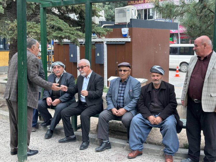 Van’da emeklilerin geçim derdi: “Emekli perişan”