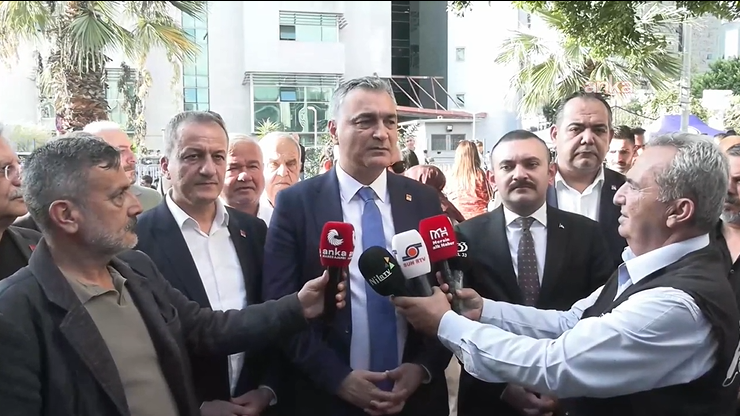 CHP’li Sarı: Herkese uygulanan hukukun belediye başkanlarımıza da uygulanmasını istiyoruz