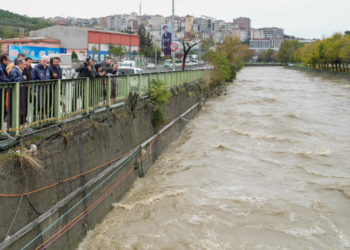 İstanbul Valiliği: Yağış nedeniyle ölü sayısı 3’e yükseldi, kayıp sayısı 4