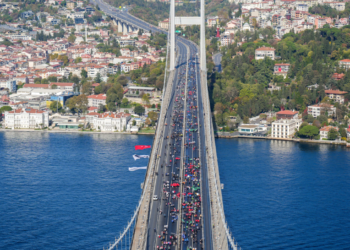 Kıtaları birleştiren maratonda “Halk Koşusu” kayıtları başlıyor
