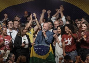 Çin, Brezilya’da yeniden devlet başkanı seçilen Lula’yı kutladı