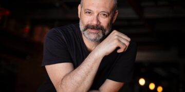 Levent Üzümcü, İzBBŞT Genel Sanat Yönetmenliği görevinden istifa etti