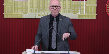 CHP’li Sarı: “Bu bütçe, soygun düzeninin bütçesi”