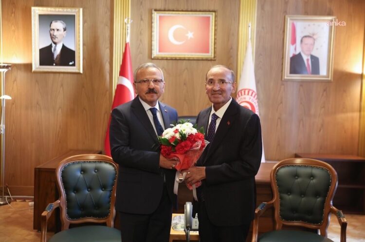 Bekir Bozdağ, TBMM Başkanvekilliği görevini, Yusuf Beyazıt’a devretti